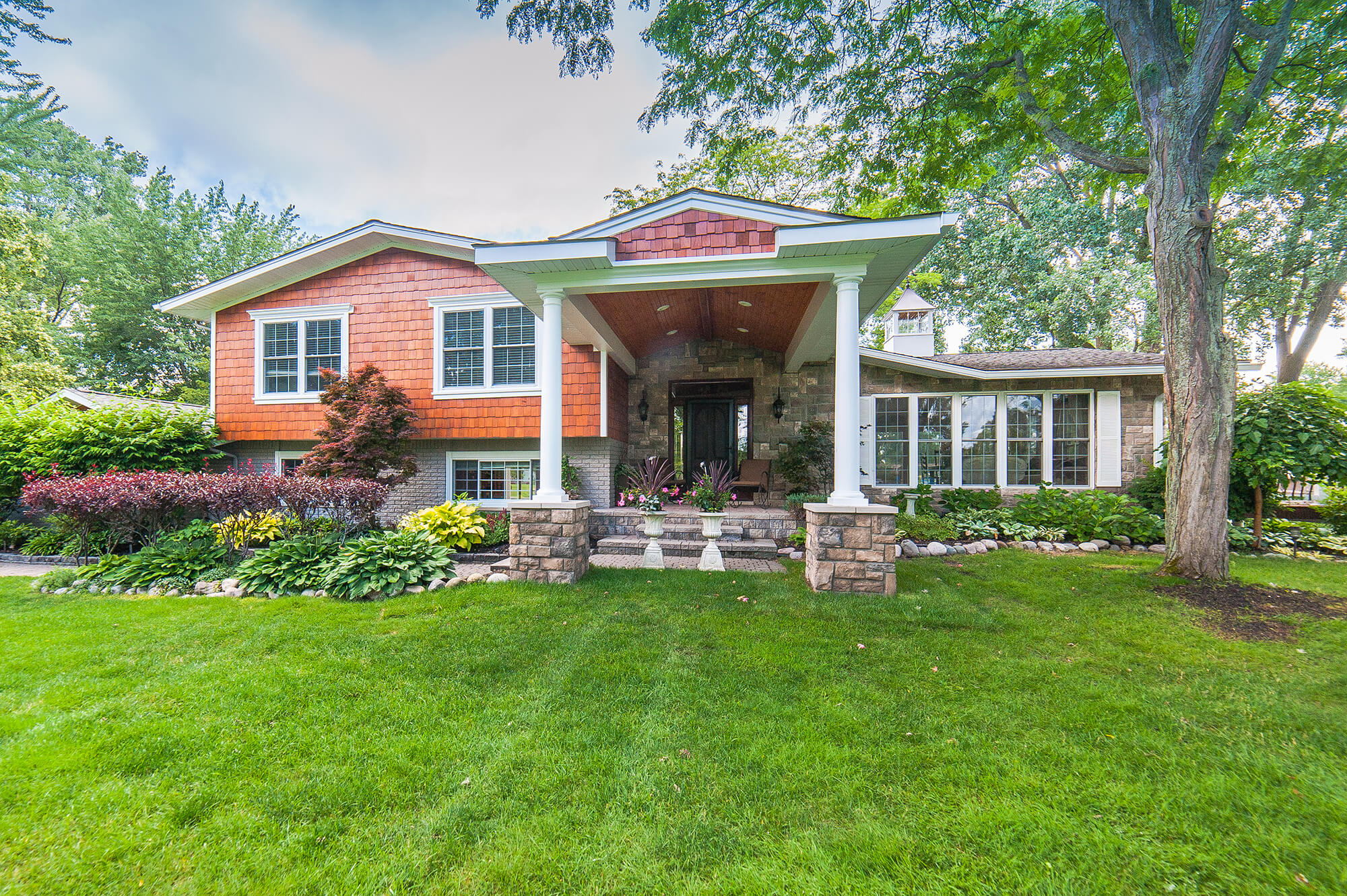 Commerce Facelift Exclusive Custom Homes